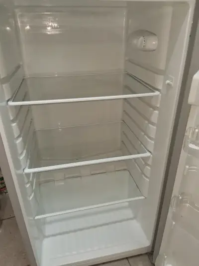 Refrigerador Sindelen color plata - miniatura 5