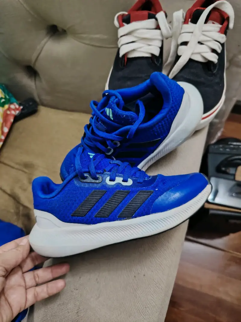 Zapatillas deportivas azules - 2