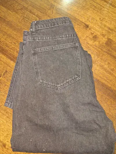Jeans negros rasgados - miniatura 2