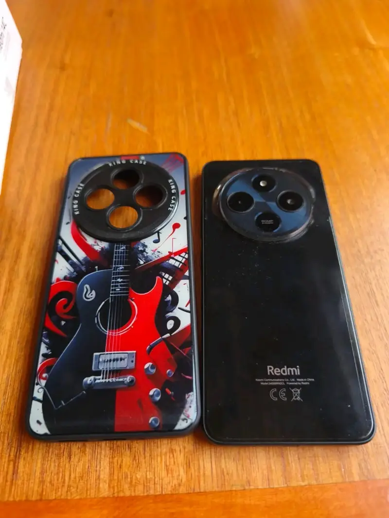 Smartphone Redmi con carcasa - 1