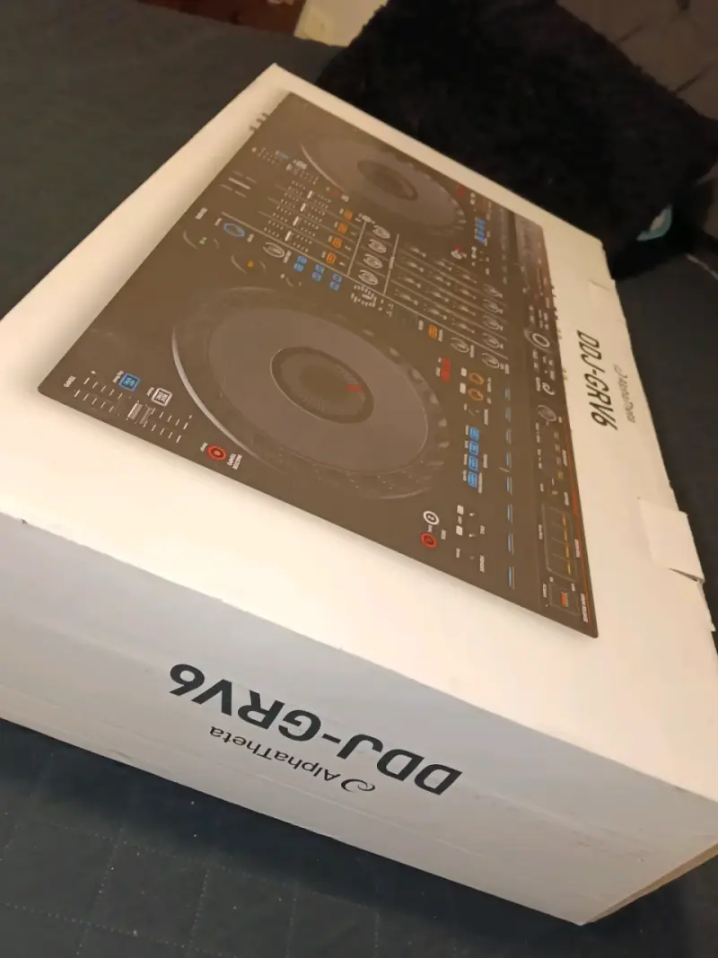 Controlador DJ AlphaTheta DDJ-GRV6 - 6