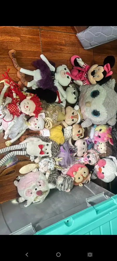 Lote de peluches infantiles - miniatura 1