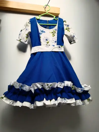 Vestido huasa talla 6 - miniatura 1