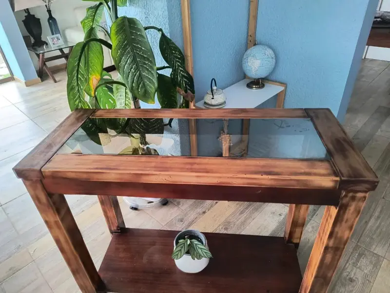 Mesa auxiliar de madera - 2
