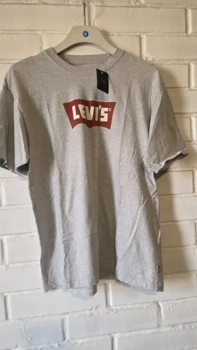 Polera gris Levi's - miniatura 1