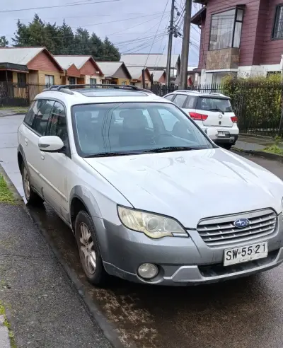 Auto Subaru Outback usado - miniatura 1