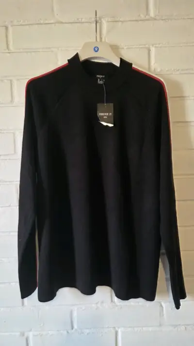 Polerón negro Forever 21 talla L - miniatura 1