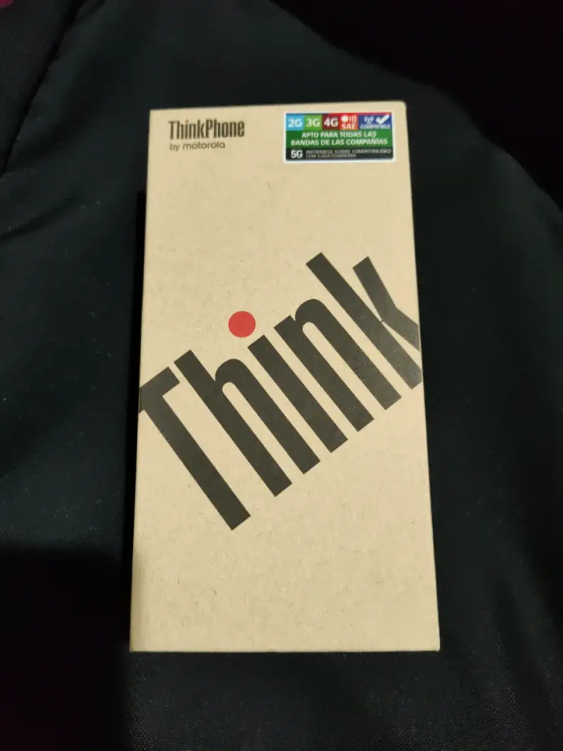 ThinkPhone by Motorola nuevo - 1