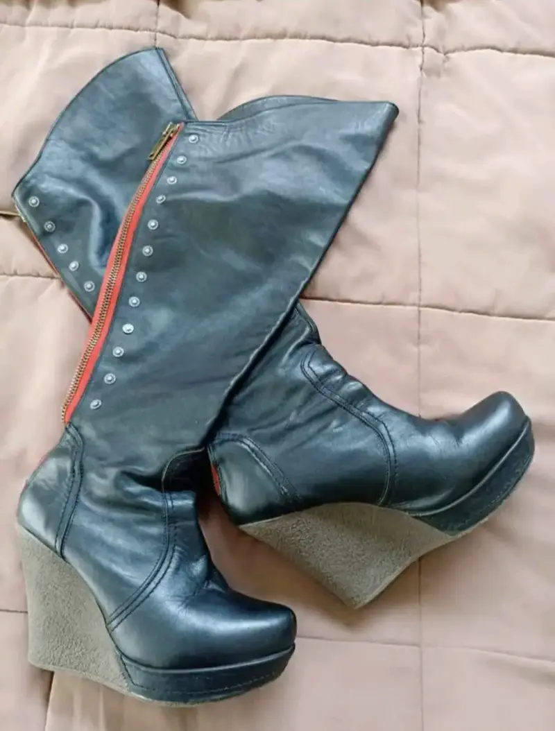 Botas de Cuero Exótica - Talla 39 (Como nuevas)