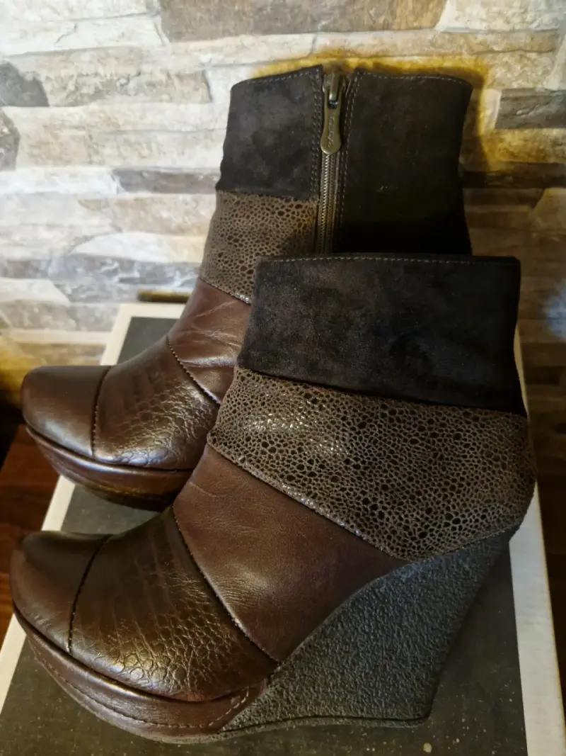 Botines exotica cuero marron aplicación gamuza - 2
