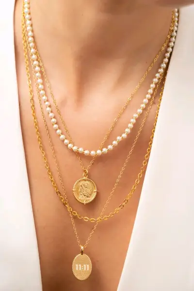Collares dorados con perlas - miniatura 2