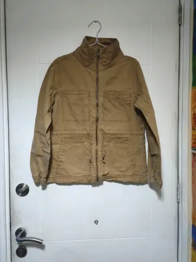 Chaqueta y parkas de 2da de dama y caballero - miniatura 1