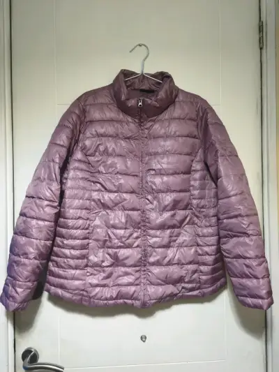 Chaqueta y parkas de 2da de dama y caballero - miniatura 6