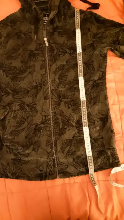 Polerón gris con diseño floral Everlast - miniatura 4