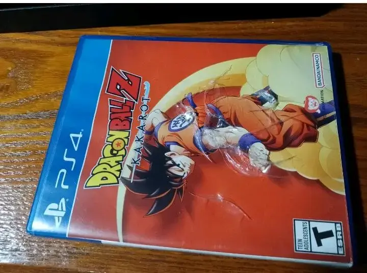Juego FIFA 22 y DragónBall Z Kakarot. - 2
