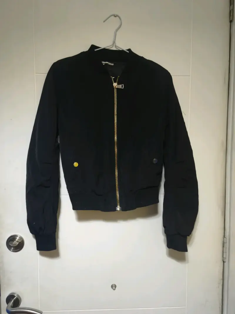 Chaqueta bomber negra - 1