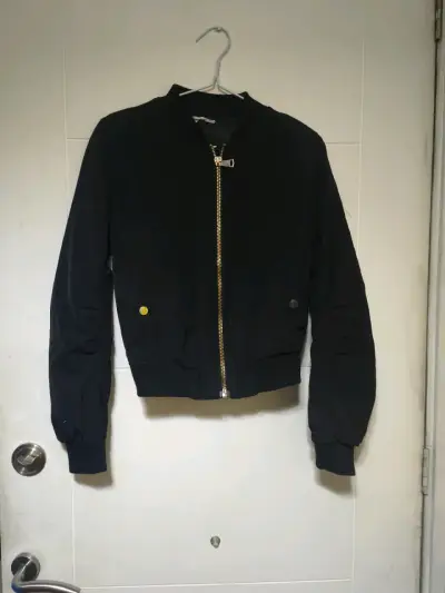 Chaqueta bomber negra - miniatura 1