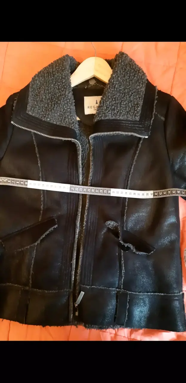 Chaqueta negra con forro de lana - 3