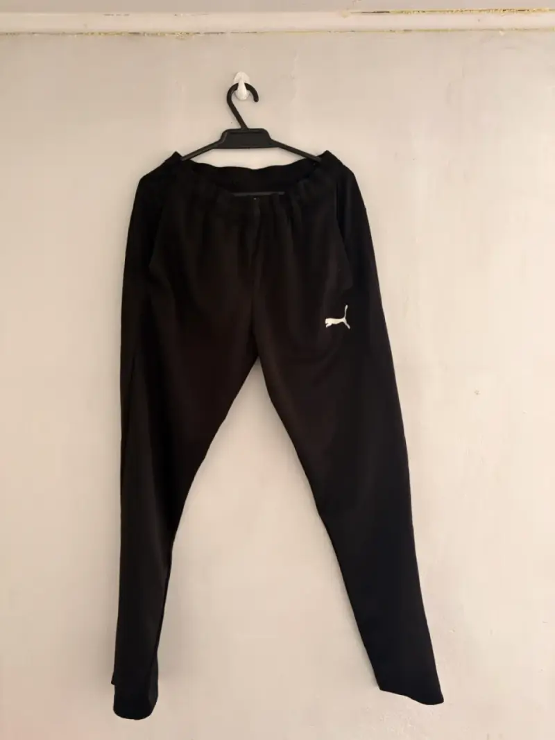 Pantalones deportivos puma - 1
