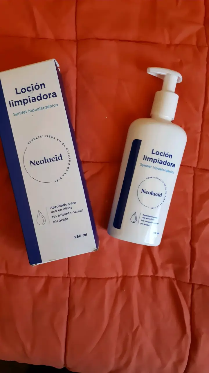 Loción limpiadora Neolucid 250ml - 1