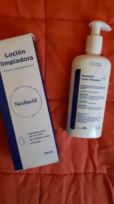 Loción limpiadora Neolucid 250ml - miniatura 2