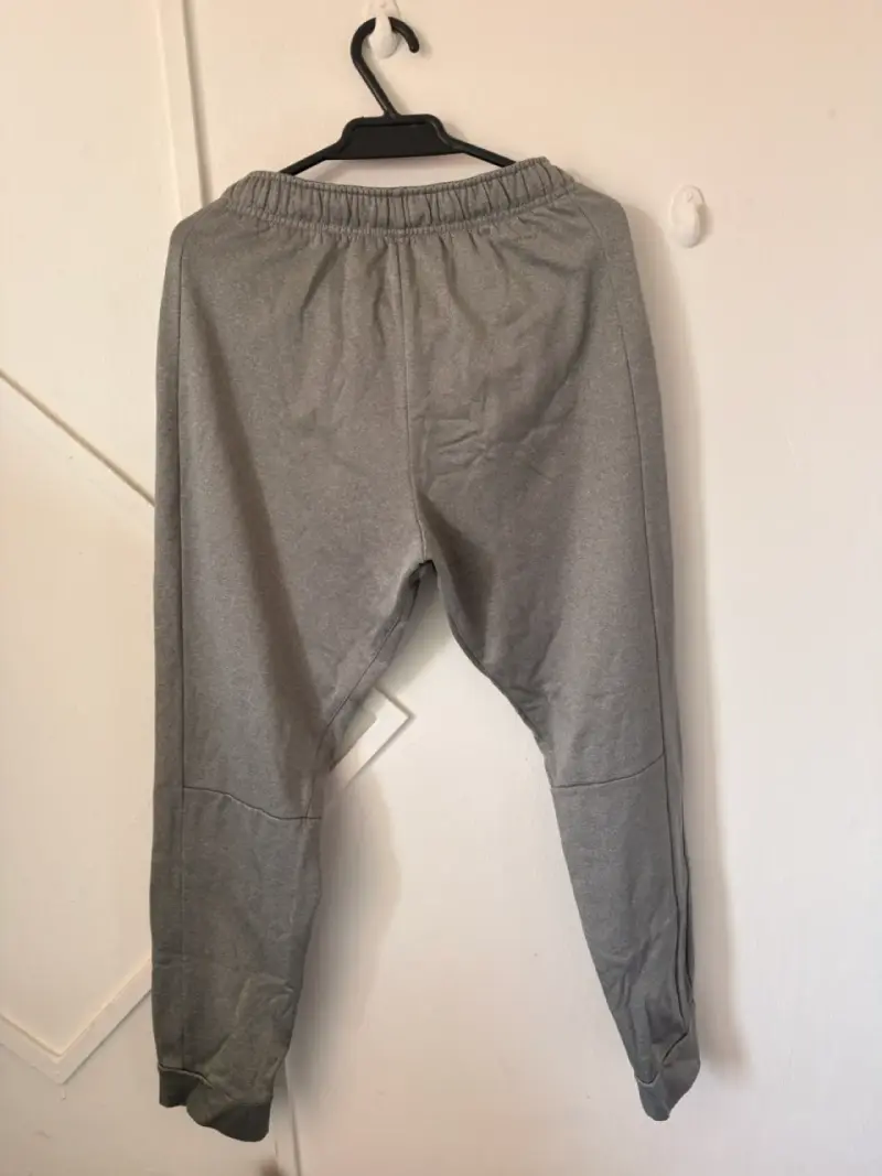Pantalones gris Nike - 3