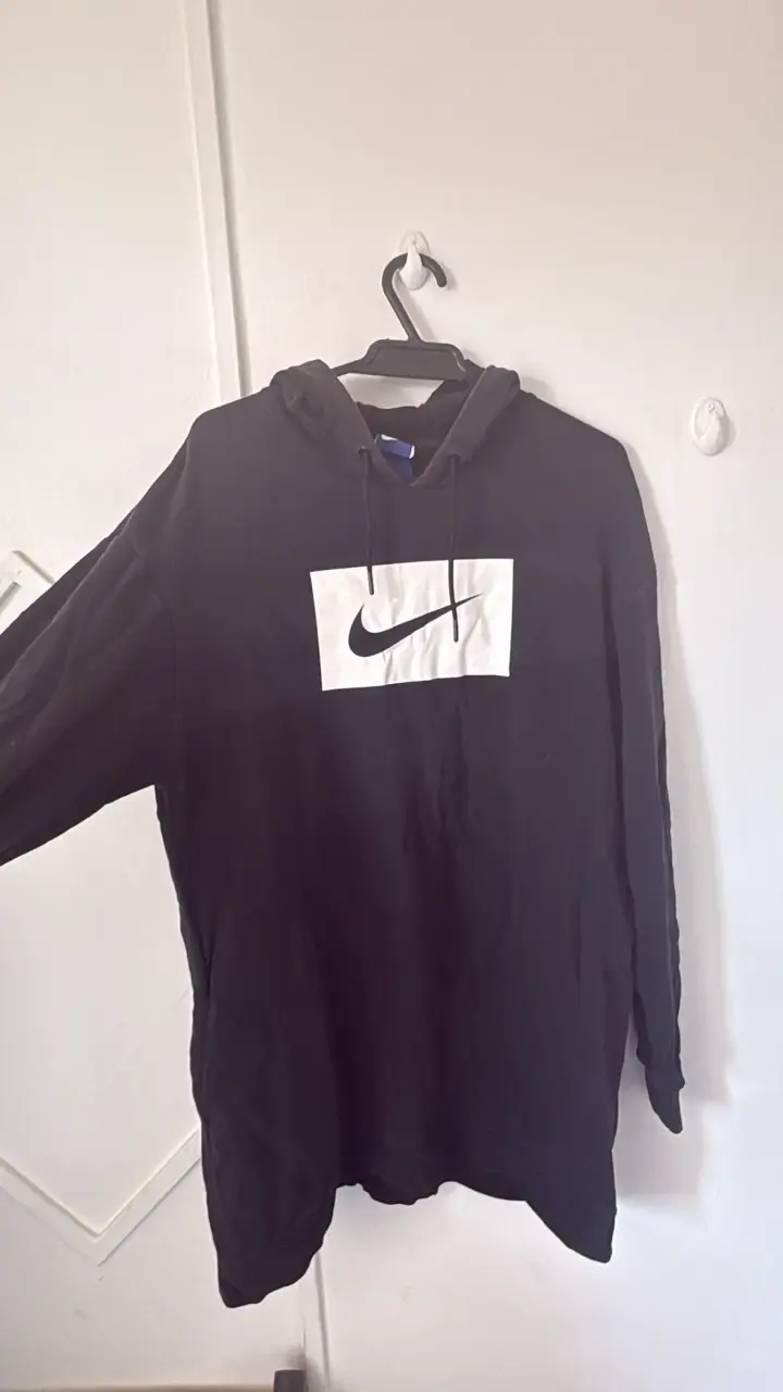Polerón negro Nike oversibe - 1