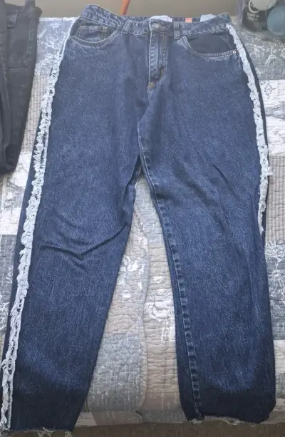 Jeans negros de mujer - miniatura 2