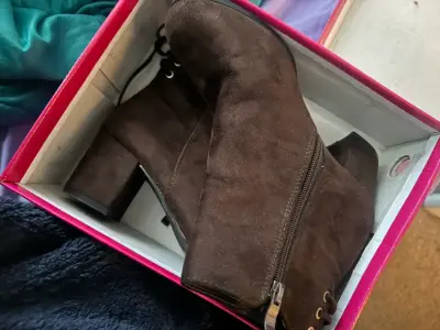 Botines de gamuza marrón - miniatura 3
