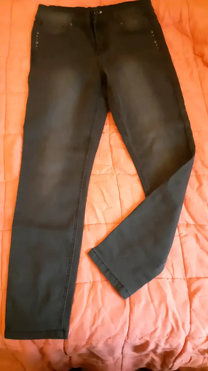 Pantalones color gris oscuro para mujer. - 1