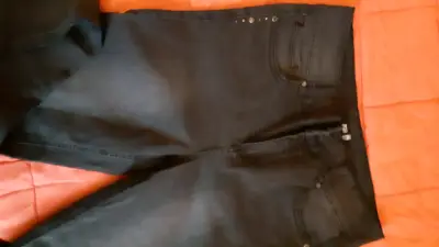 Pantalones color gris oscuro para mujer. - miniatura 3