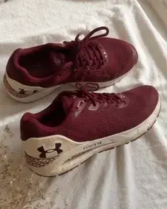 Zapatillas Under Armour HOVR Burdeo Talla 38 - 1