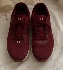Zapatillas Under Armour HOVR Burdeo Talla 38 - 3
