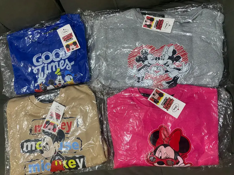 Poleras estampadas Disney varias - 2