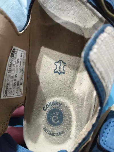 Sandalias azules de niño - miniatura 6