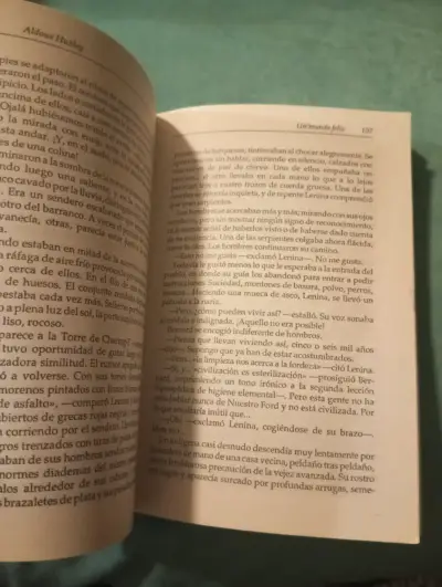 Libro 'Un Mundo Feliz' usado - miniatura 3