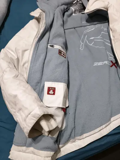 Chaqueta blanca de invierno - miniatura 3