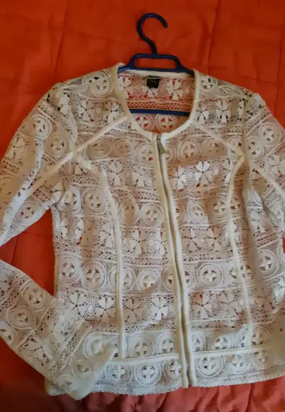 Chaqueta de encaje blanca - miniatura 1