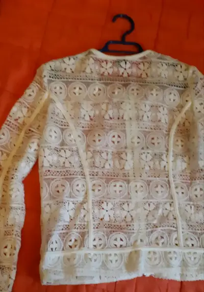 Chaqueta de encaje blanca - miniatura 4