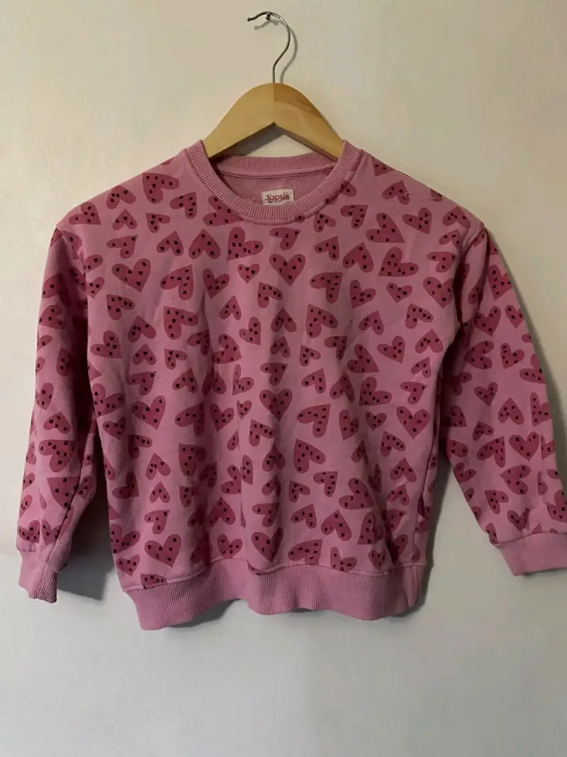 Polerón rosa con corazones - 1