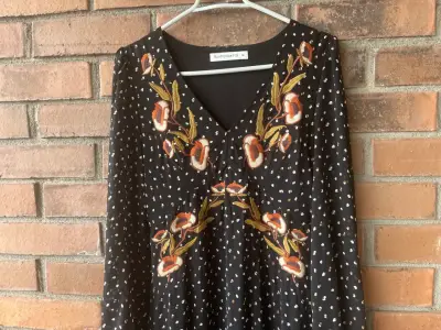 Vestido negro boho - miniatura 3