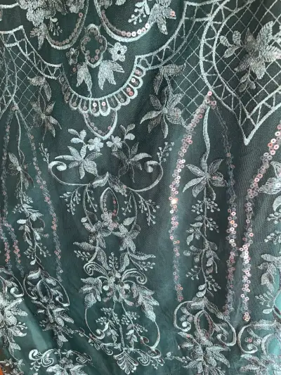 Vestido largo verde elegante - miniatura 6