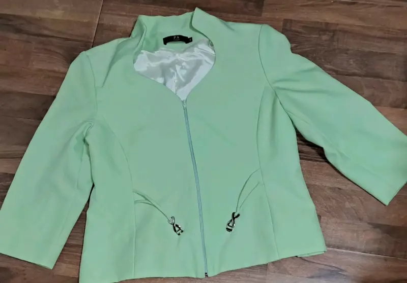 Chaqueta verde menta elegante - 1