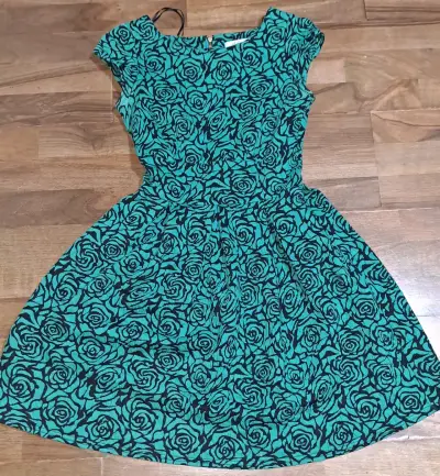 Vestido estampado floral verde - miniatura 1