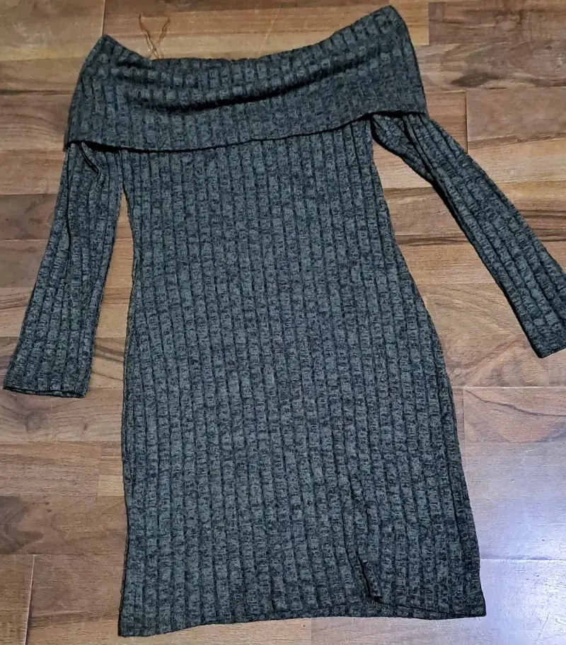 Vestido de punto gris