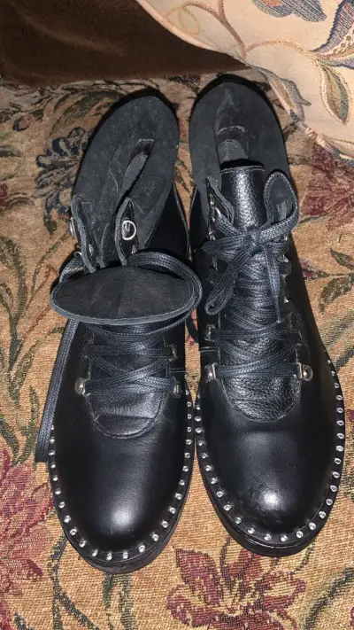 Botines negros de cuero - miniatura 2