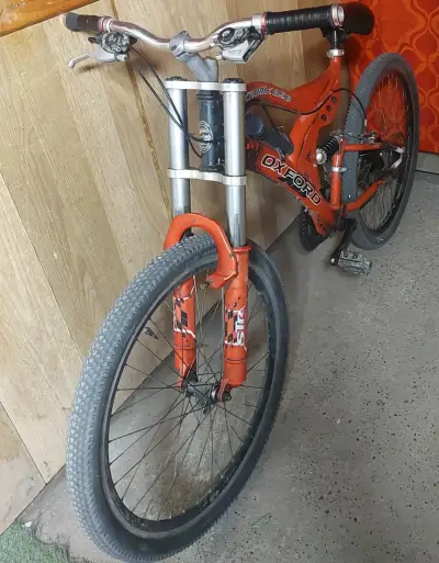 Bicicleta  KAMIKAZE Oxford roja todo terreno - miniatura 2
