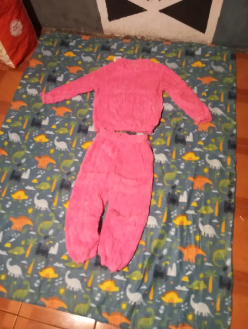 Pijama acolchado rosa para niños