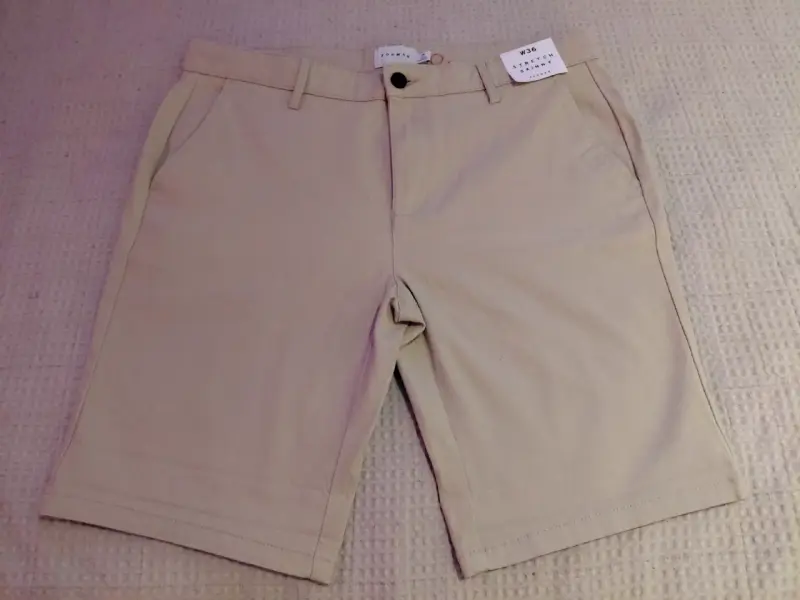 Short de hombre beige