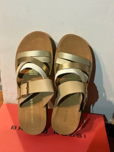Sandalias doradas Bruno Rossi - miniatura 1